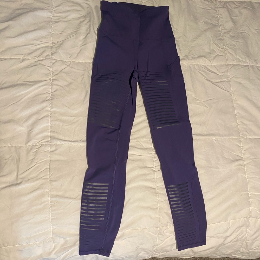 Lululemon leggings size 2